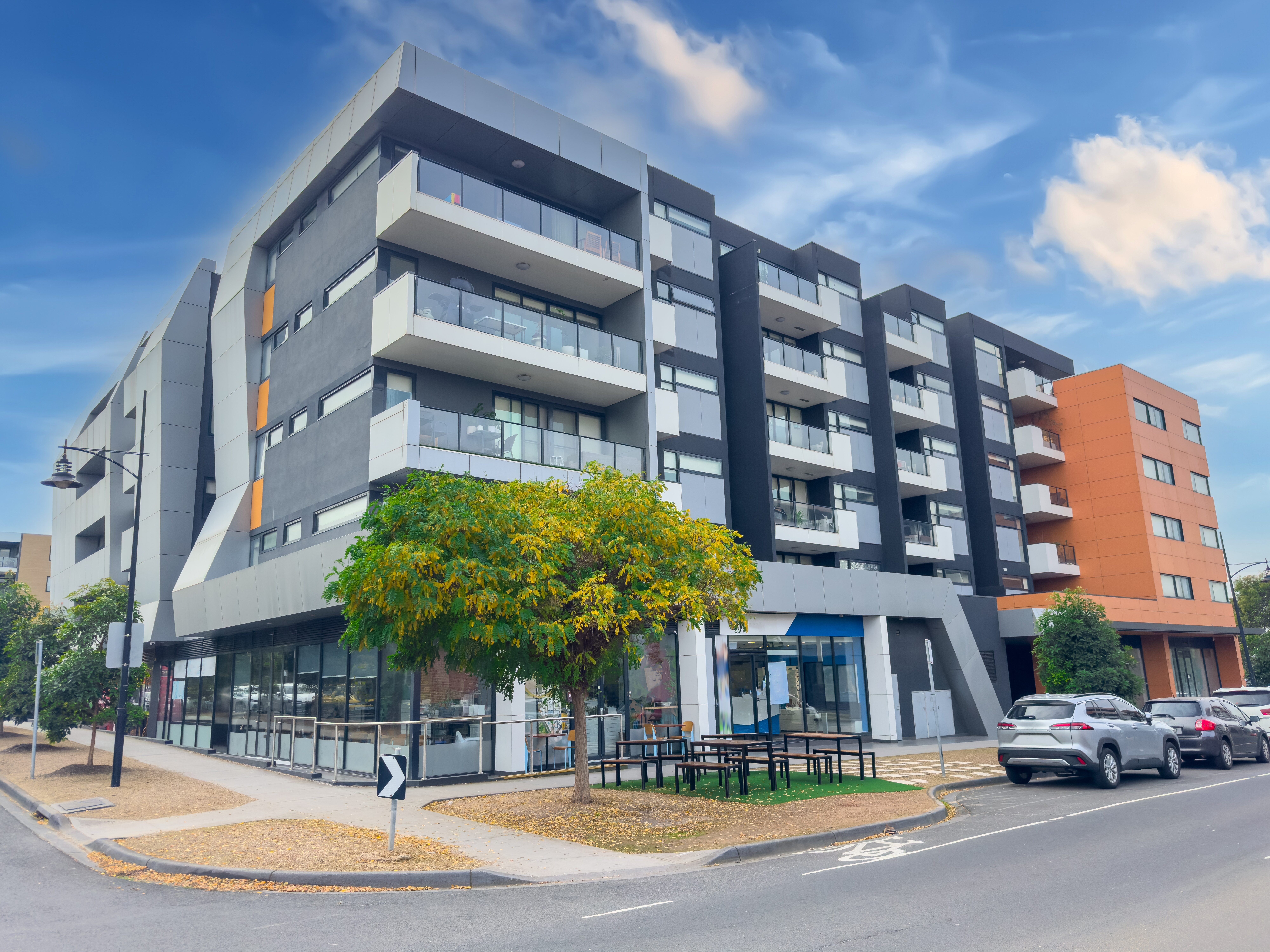 Commercial building services